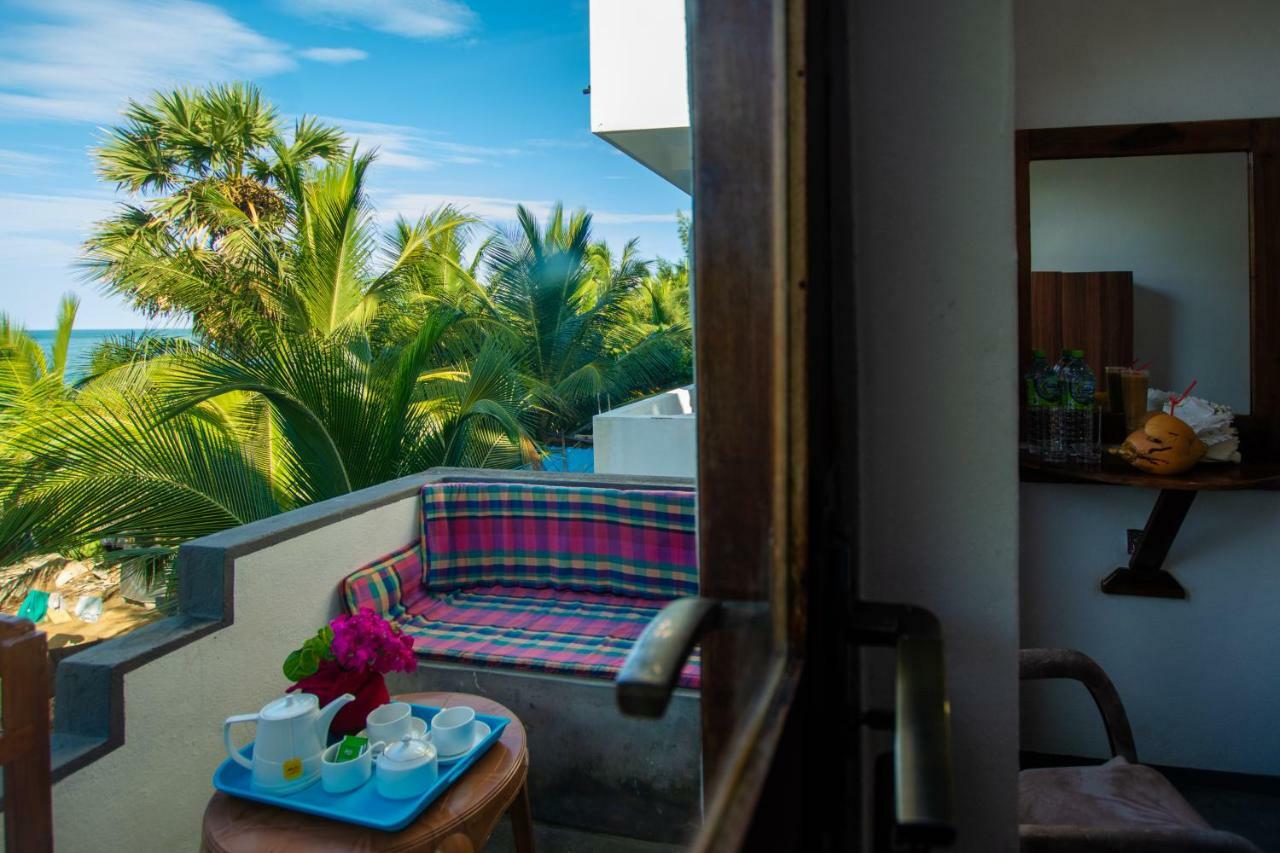The Surf Access Guest House アルガムベイ エクステリア 写真